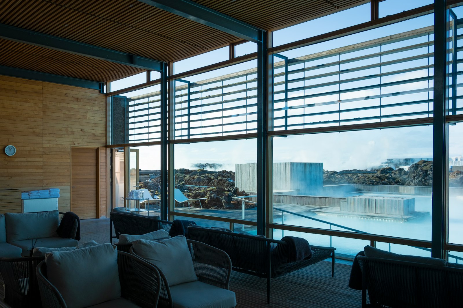 Salon and spa lounge magazines South Africa — DLT Monthly