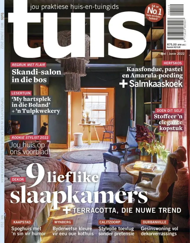 Tuis magazine cover, Afrikaans home and decor magazine